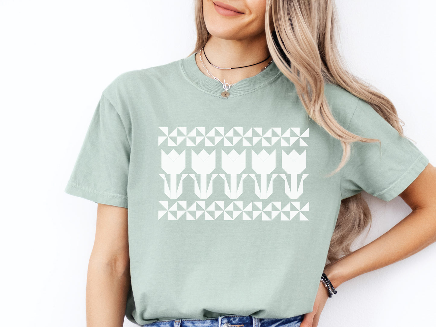 Tulip Quilt Block T-Shirt