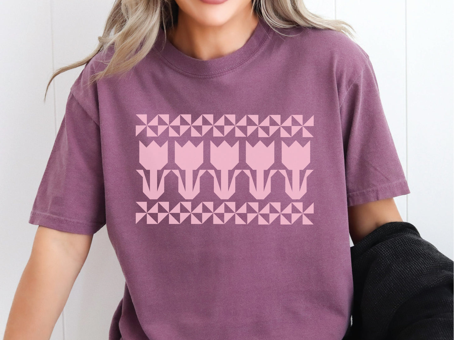 Tulip Quilt Block T-Shirt