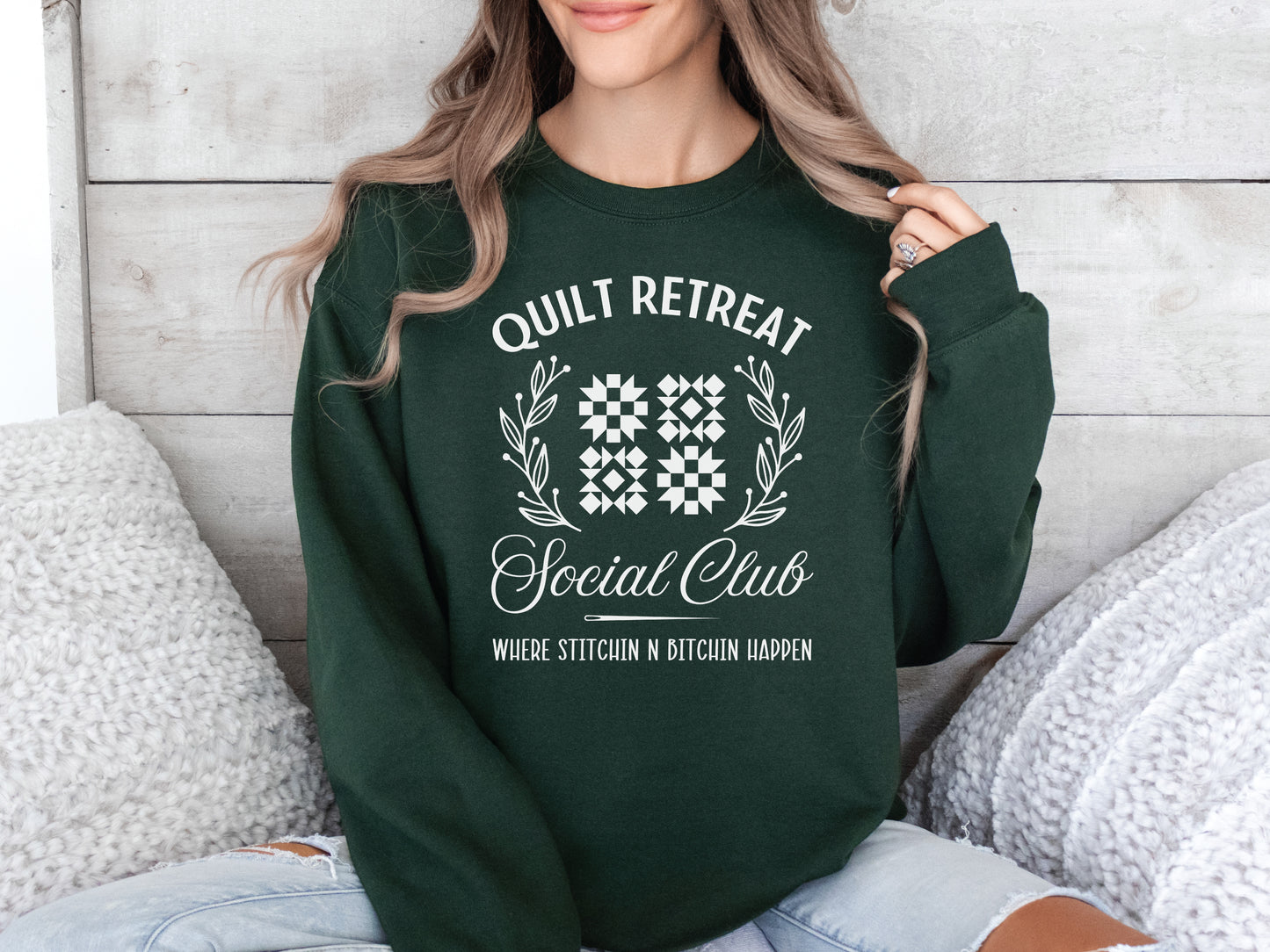 Get cozy and laugh in style with the Forest Green Quilt Retreat Social Club t-shirt from Bee Inspired Tees. Funny quilting shirts and gifts for quilters—perfect for retreats, guilds, and sewing days!
