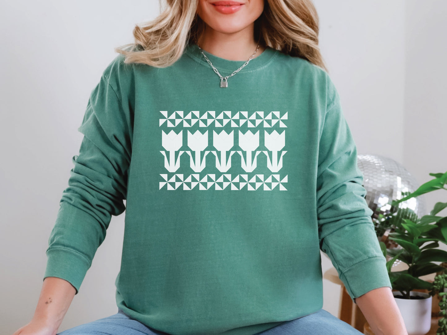 Tulip Quilt Block Long-Sleeved T-Shirt