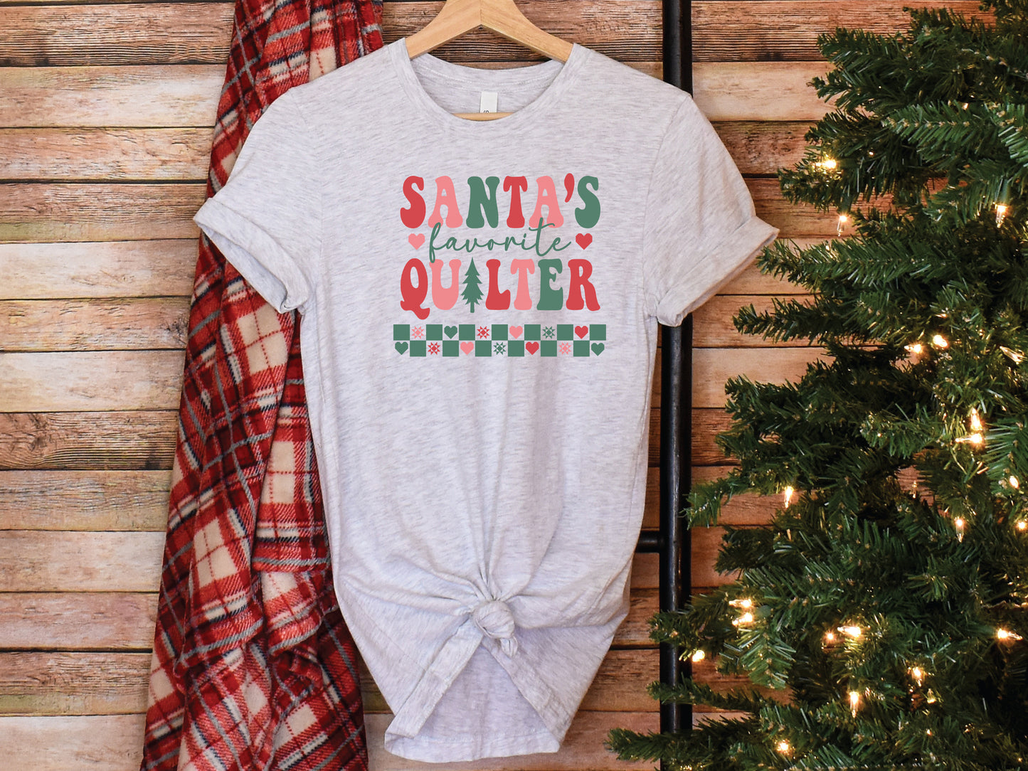 Santa's Favorite Quilter T-Shirt