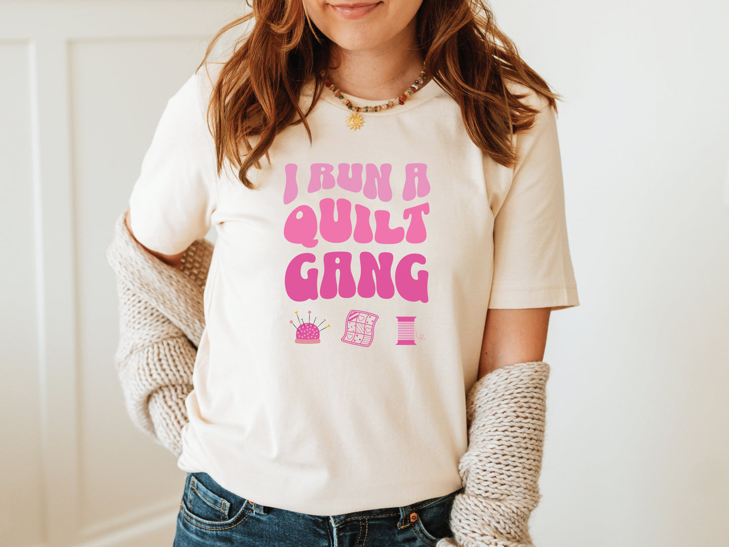 I Run A Quilt Gang T-Shirt (Pink)