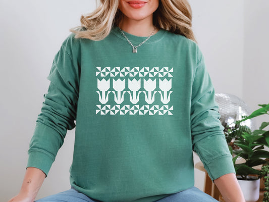 Tulip Quilt Block Long-Sleeved T-Shirt